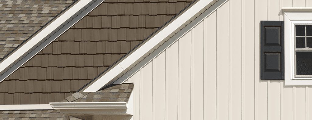 Creme vinyl siding in board and batten style