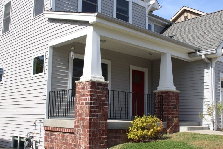 gray vinyl lap siding