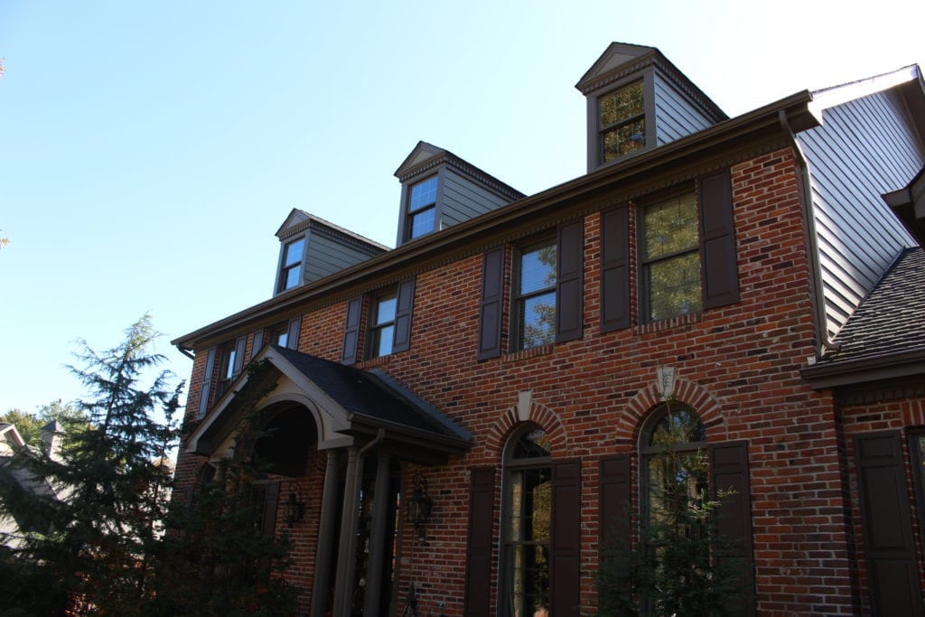 Woodstock Brown Lap Siding