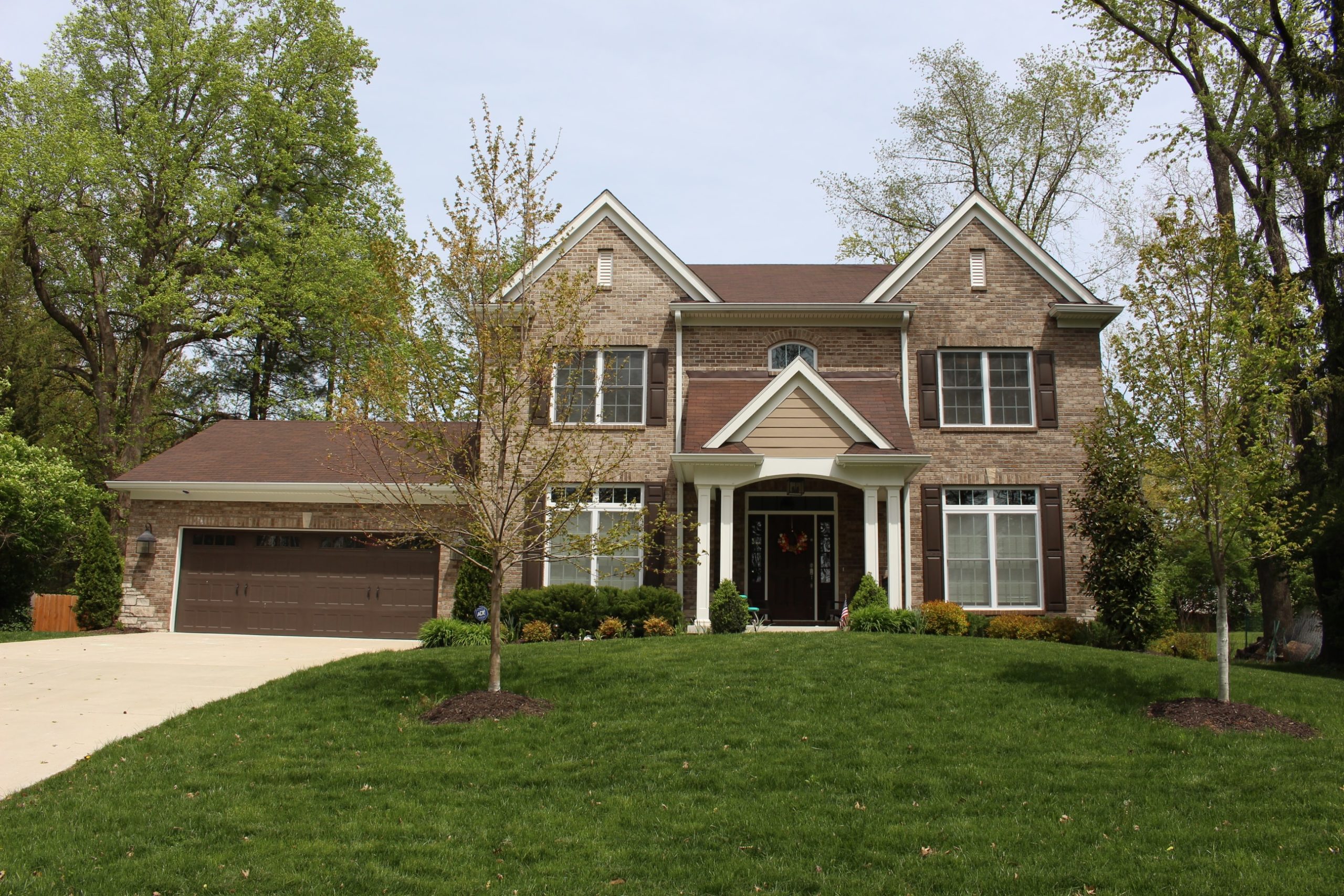 James Hardie Woodstock Brown Lap Siding in Ladue