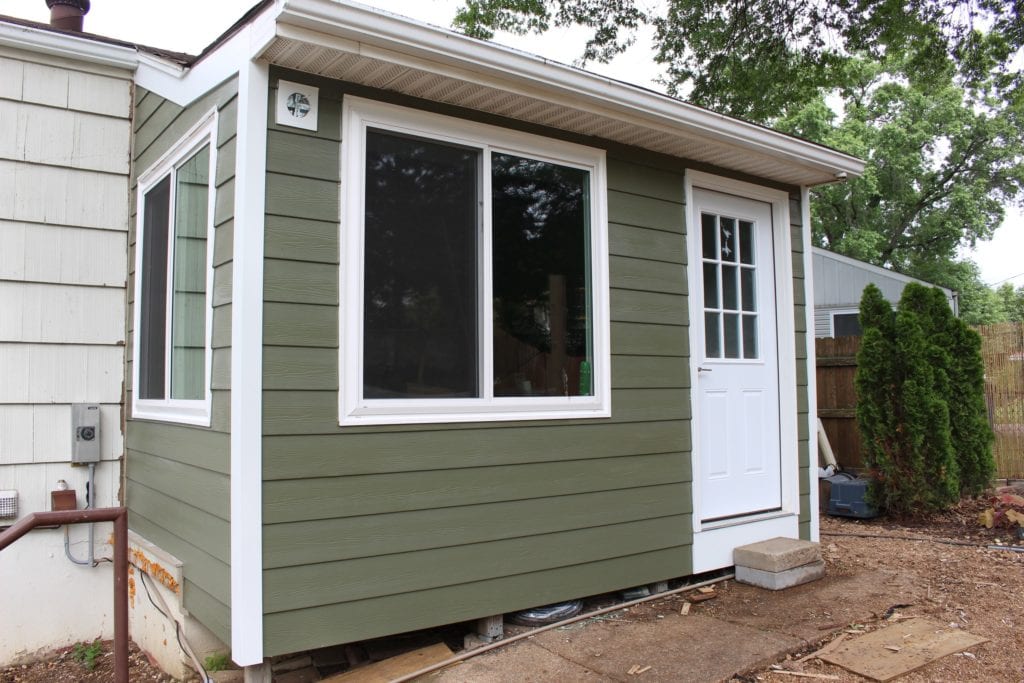 James Hardie Mountain Sage lap siding on new addition in Affton