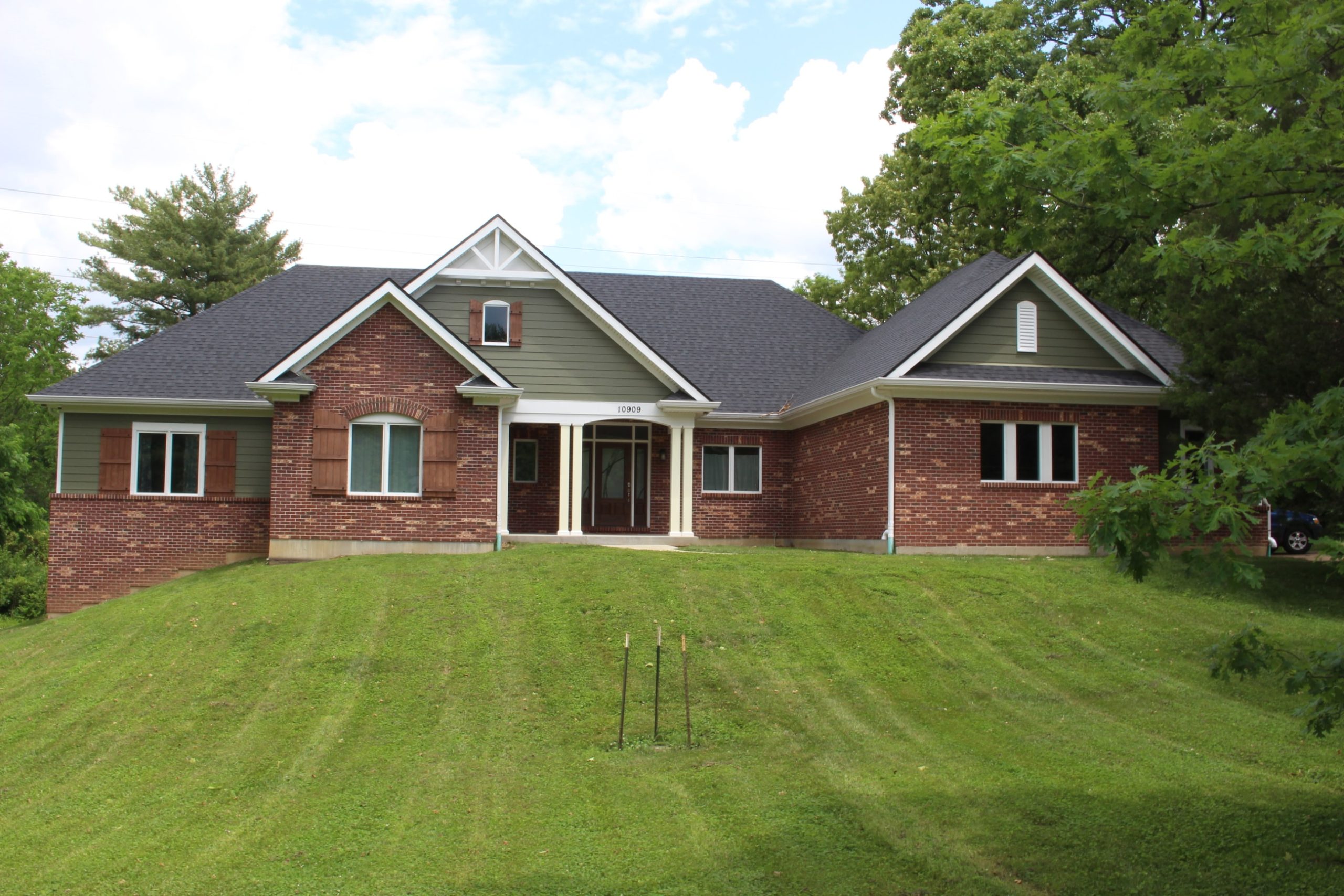 James Hardie Mountain Sage lap siding in Kirkwood, Missouri