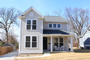 Home with cobblestone CertainTeed Siding in Springfield, MO