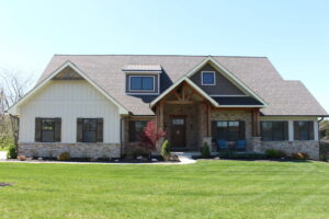 Trust a James Hardie siding contractor in Ladue, MO for your new siding